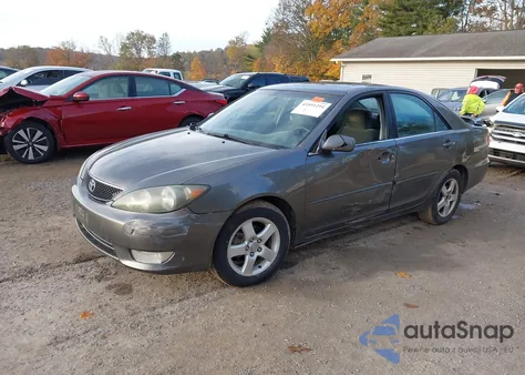2005 Toyota Camry Se из США, поврежденный, VIN 4T1BE32K95U972265